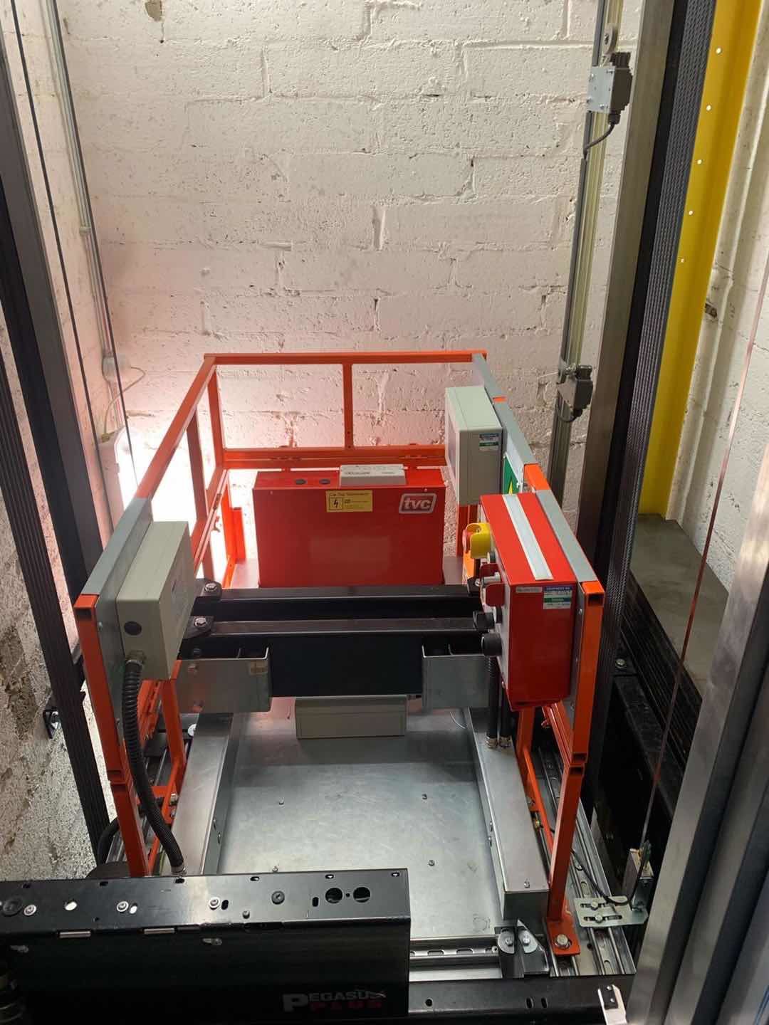 GLF 螺杆式膨胀锚栓